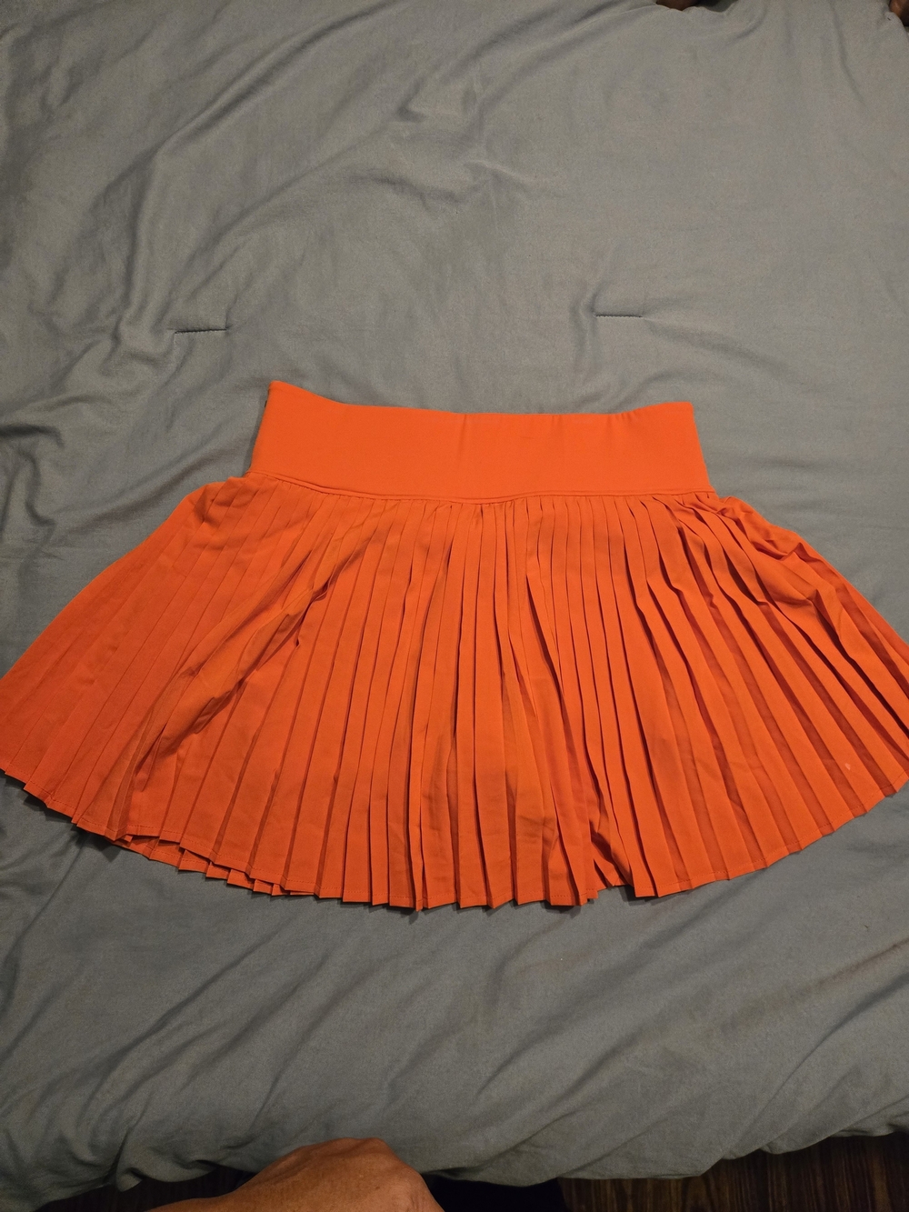Thrive Société Pleated Orange Women’s Skort